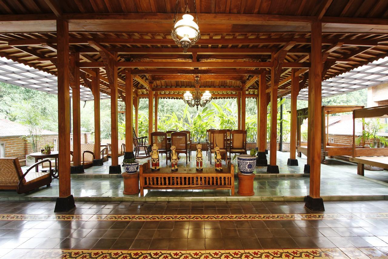 Joglo Mandapa Boutique Hotel Jarakan Extérieur photo